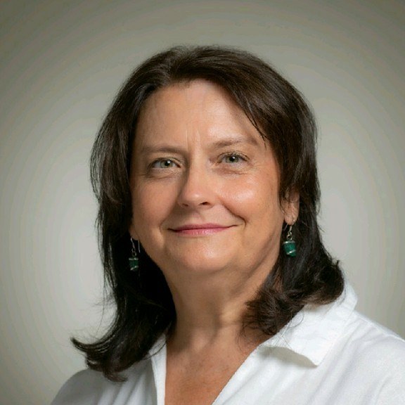 Margaret Hughes Headshot