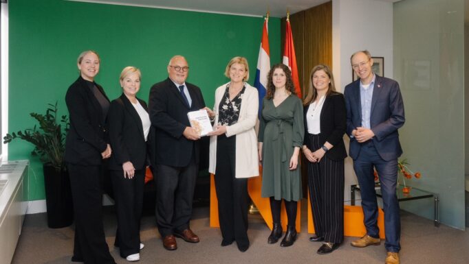 WUR and PIC 230421 152257